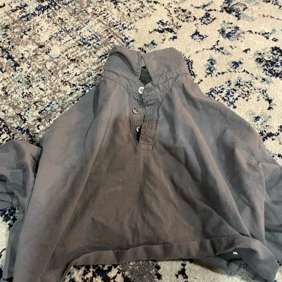 Small crop top - Picture 1 of 2